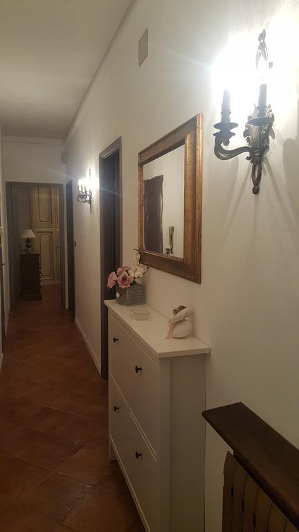 Granny'S House Appartement Lucca Buitenkant foto